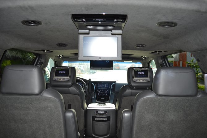 Private Round-Trip Luxury Transfer: Hotel to Saint Lucia International Airport - Pickup and Drop-off Details