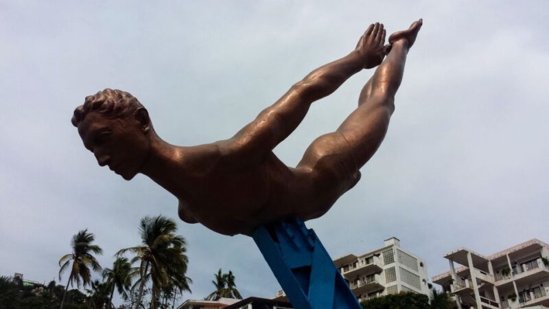 *Private Round-Trip Shuttle: Quebrada Cliff-Dive Watching - Experience Highlights
