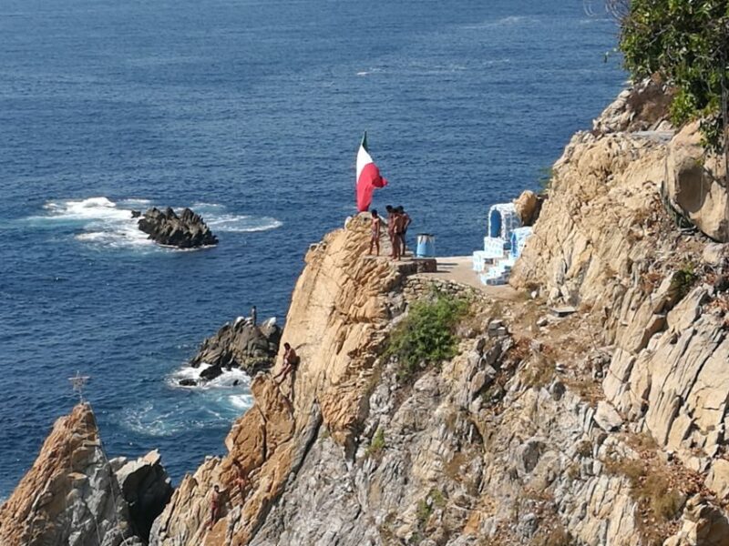 *Private Round-Trip Shuttle: Quebrada Cliff-Dive Watching - Customer Feedback