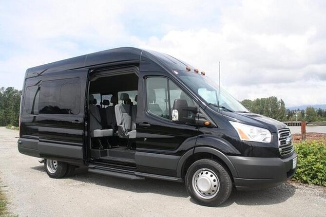 Private Round Trip Transfer From /To Los Angeles International Airport (Lax) - Vehicle and Amenities