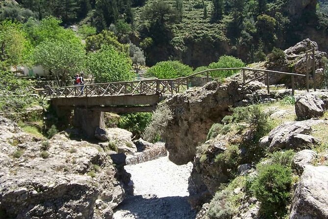 Private Roundtrip Transfer From Chania to Samaria Gorge Park - Pickup and Schedule