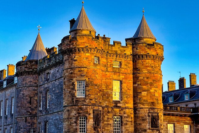 Private Royal Mile Photography & History Tour, Edinburgh - Complimentary Coffee Break