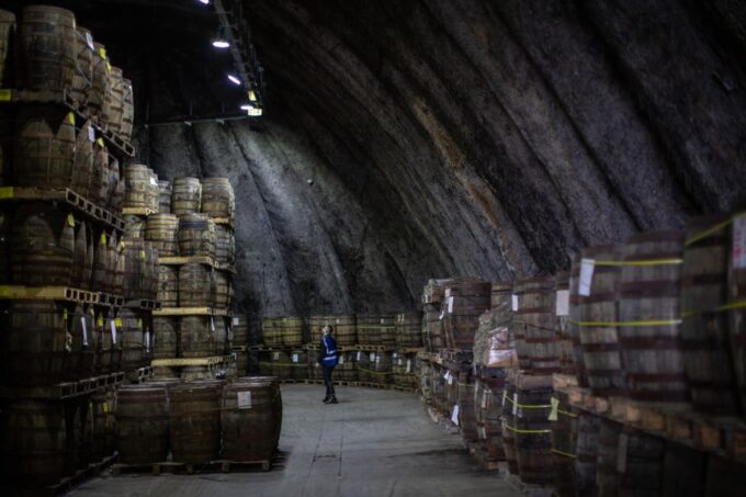 Private Rural Ireland Whiskey Tour With Tullamore D.E.W. - Whiskey Tastings