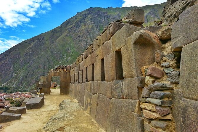 Private Sacred Valley Tour Including Buffet Lunch - Group Size and Accessibility