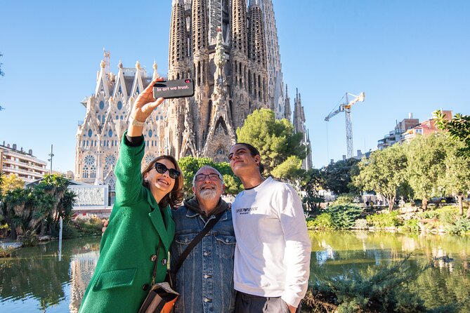 Private Sagrada Familia Guided Tour With Skip the Line Ticket - Customer Reviews and Pricing
