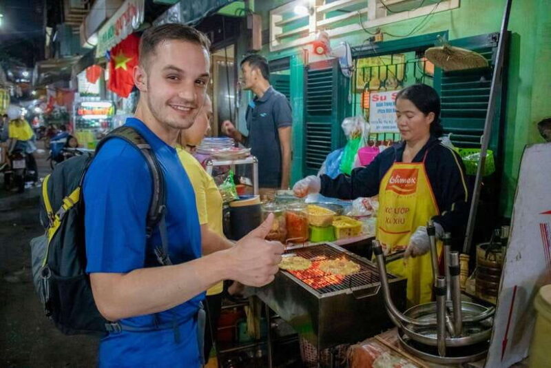 Private Saigon Foodie Walk_Eleven Street Tastings Can't Miss - Chuoi Nep Nuong - Grilled Banana and Sticky Rice