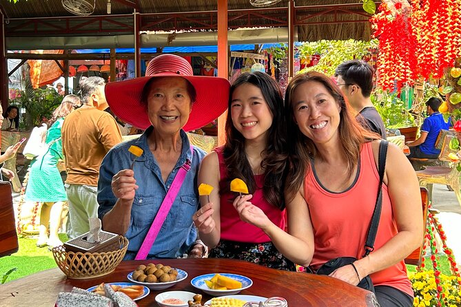 Private Saigon Street Food Tour- Beyond Tourist Trails By Scooter - Michelin-Recommended Street Food