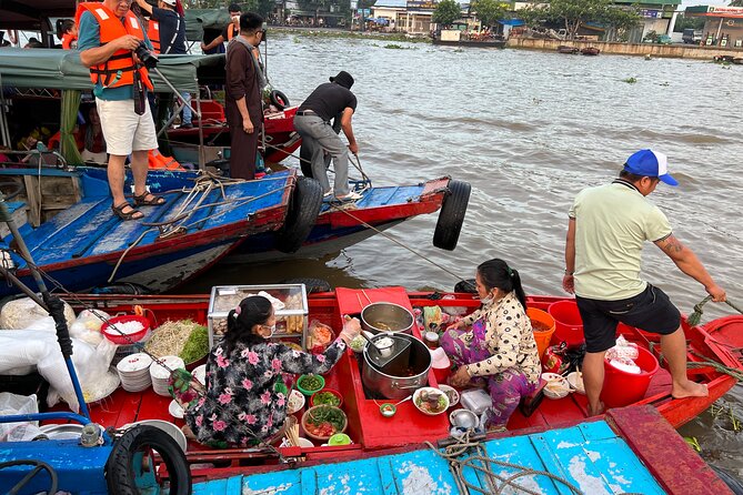 Private Saigon Street Food Tour- Beyond Tourist Trails By Scooter - Crab Noodle Soup Delight