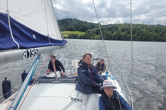 Private Sail and Dine Experience on Lake Windermere - Exploring Lake Windermere by Sail