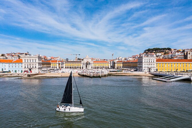 Private Sailboat Tour in Lisbon - Meeting and End Points
