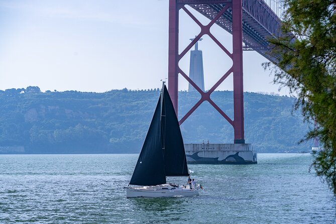 Private Sailboat Tour in Lisbon - Health and Participation Guidelines