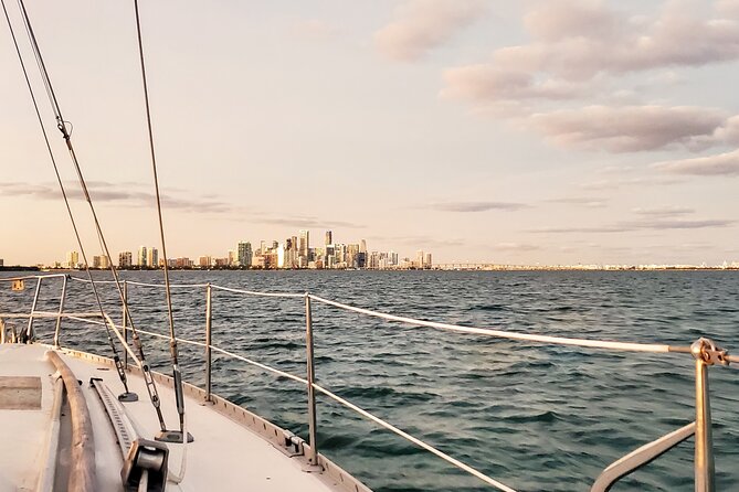 Private Sailing on the Miami Bay - Biscayne Bay - Exploring Biscayne Bay by Sail