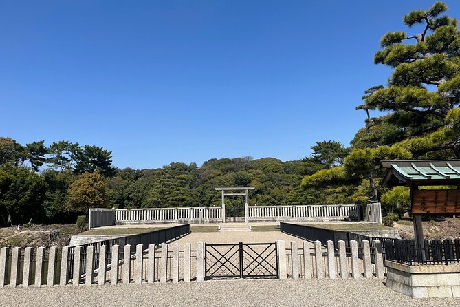 Private Sakai City Day Guided Tour - Accessibility