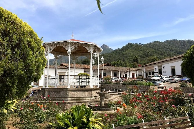 Private San Sebastian Del Oeste Tour - Personalized Guiding Service