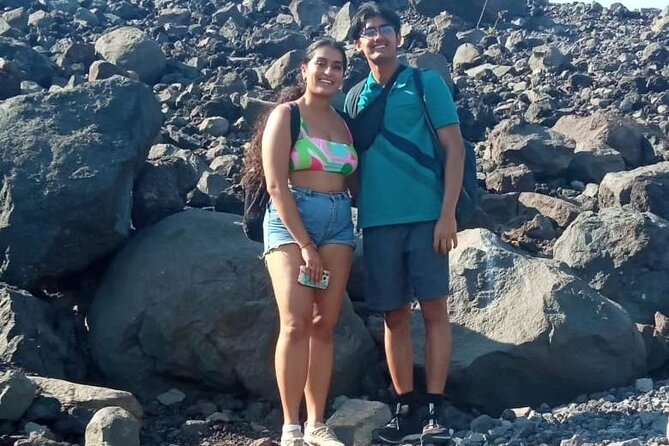 Private Sandboarding Tour Cerro Negro and the Central Park of León - Inclusions and Fees