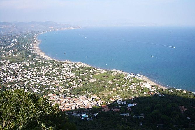 Private Sandy Beach Day Trip From Rome - Trip Overview