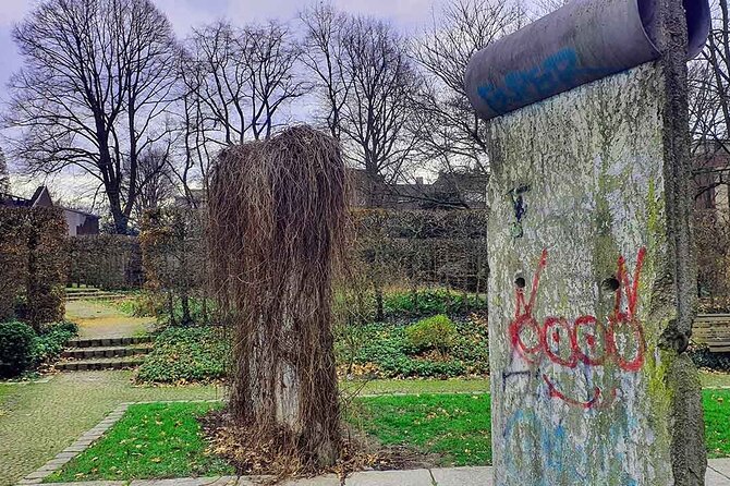 Private Scavenger Hunt Around Broich Castle in Mülheim an Der Ruhr - Pricing and Booking