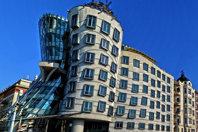 Private Scenic Transfer From Munich to Prague With 4h of Sightseeing - Inclusive Amenities and Fees