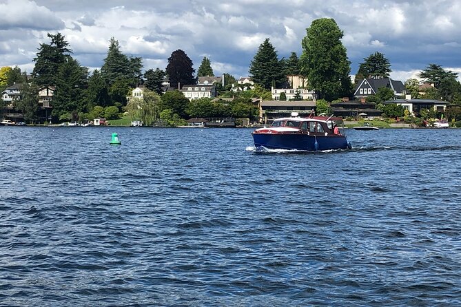 Private Seattle Lakefront Mansion Cruise - Enchanting Waterfront Mansions and Homes