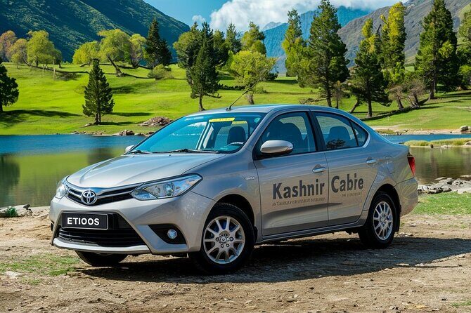 Private Sedan Cab to and from Srinagar Airport and Dal Lake - What to Expect During Your Transfer