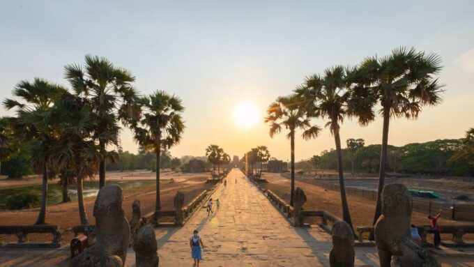 Private Sedan Sunrise Guide Tour - Duration and Pricing