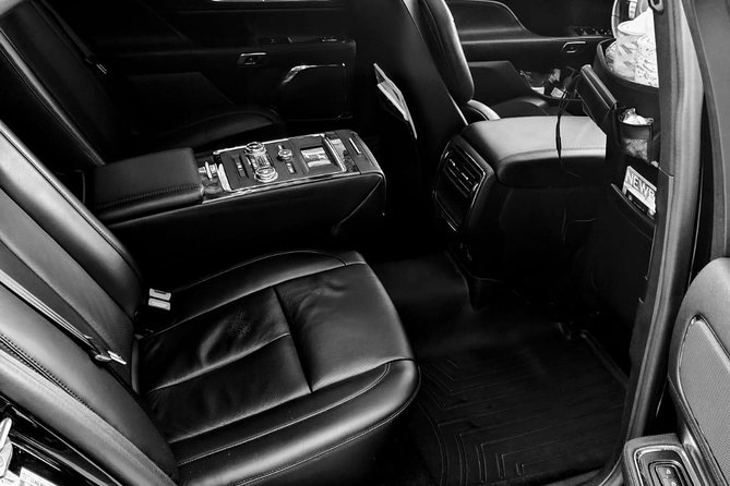 Private Sedan Transfer From Chicago Downtown to Midway Airport - Inclusions