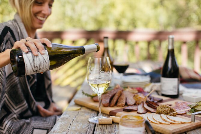 Private Sedona Local and Wine Tour - Tour Expectations and Accessibility