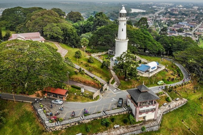 Private Selangor Day Tour : Batu Caves, Blue Mosque, Fruit Valley, Malawati Hill - Savoring Malaysian Cuisine