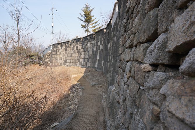 Private Seoul Wall Trekking [Inwangsan, Bugaksan, Naksan Park, N-Seoul Tower] - Pickup and Drop-off