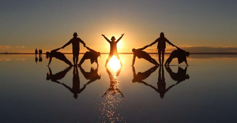 Private Service Salar De Uyuni: Night of Stars and Sunrise - Experience Highlights