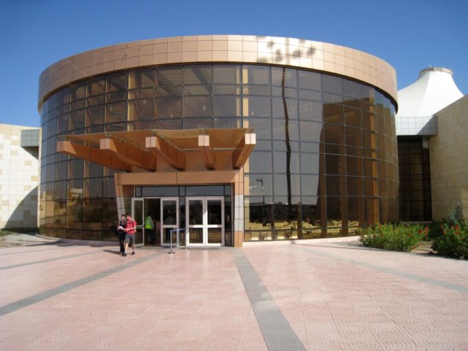 Private Sharm El Sheikh Airport Transfers - Vehicle Specifications