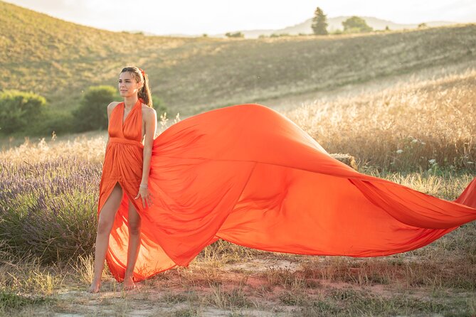 Private Shooting With Flying Dress in Tuscany - Capturing the Perfect Shots