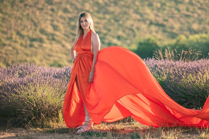Private Shooting With Flying Dress in Tuscany - Exploring Tuscanys Enchanting Landscapes