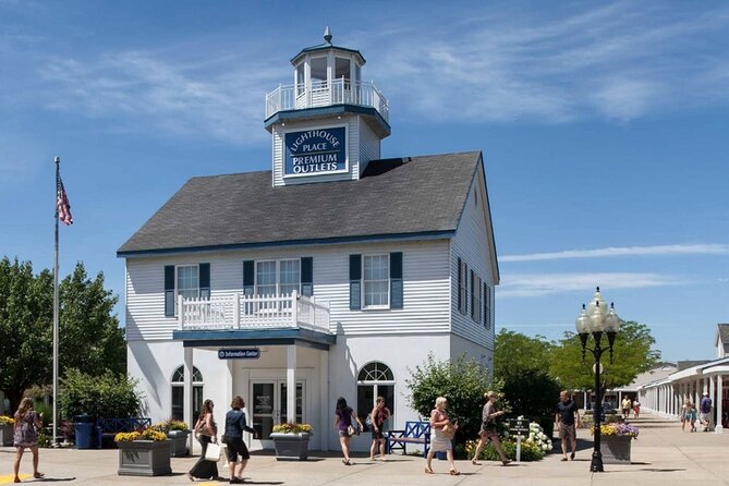 Private Shopping Tour From Chicago to Lighthouse Place Outlets - Transportation Details