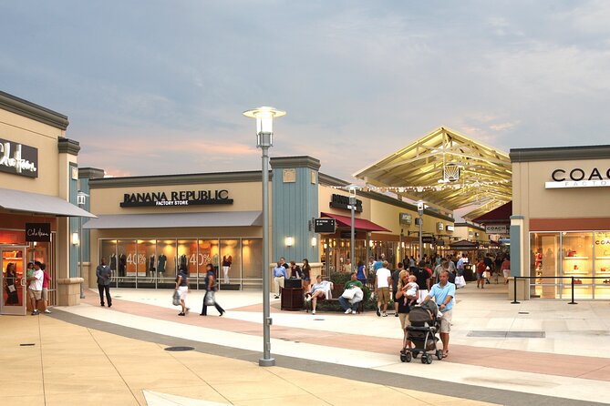 Private Shopping Tour From Cincinnati to Cincinnati Outlets - Key Points