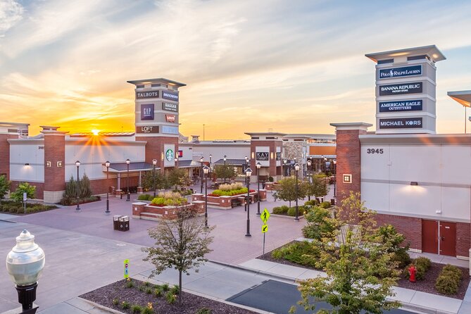 Private Shopping Tour From Minneapolis to Twin Cities Outlets - Key Points