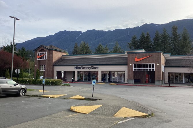 Private Shopping Tour From Seattle to North Bend Premium Outlets - Frequently Asked Questions