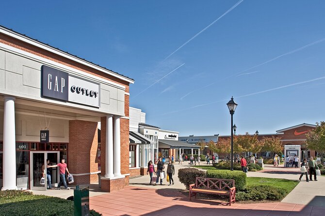 Private Shopping Tour From Washington to Leesburg Premium Outlets - Key Points