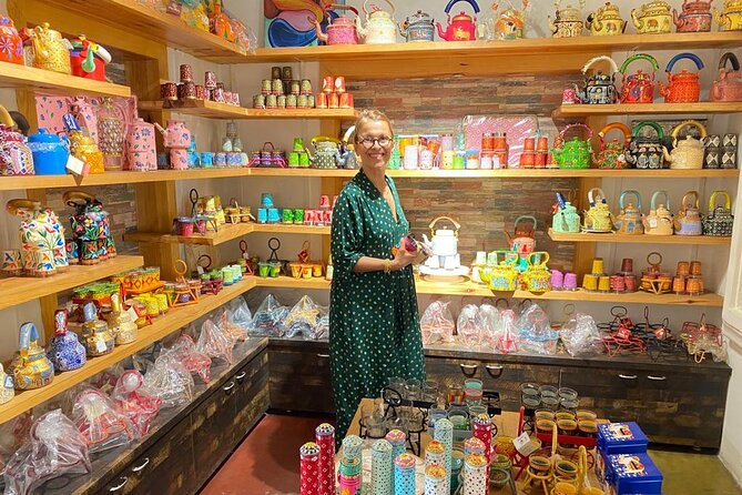 Private Shopping Tour in Jaipur - Textiles and Handicrafts