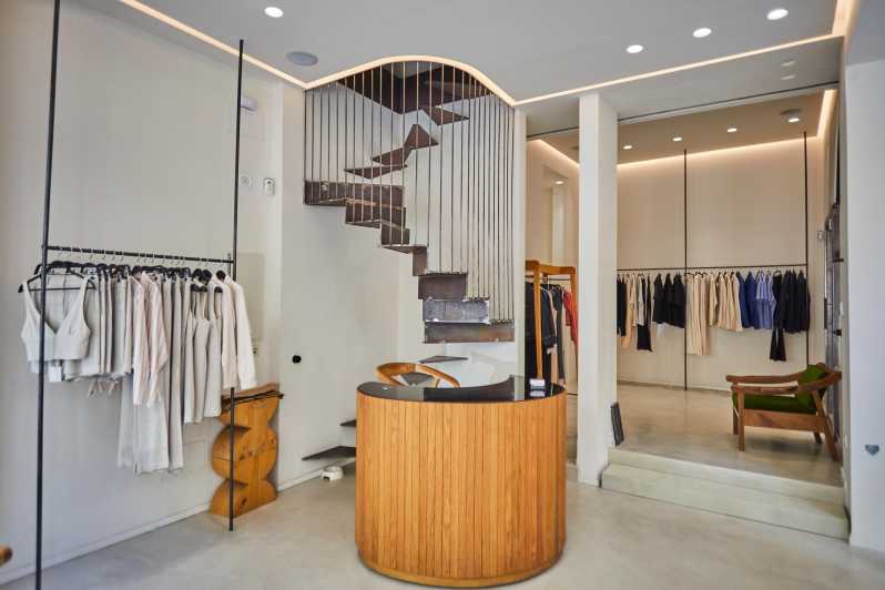 Private Shopping-Tour With Our Stylist at Walkers Appeal - Personalized Styling Experience