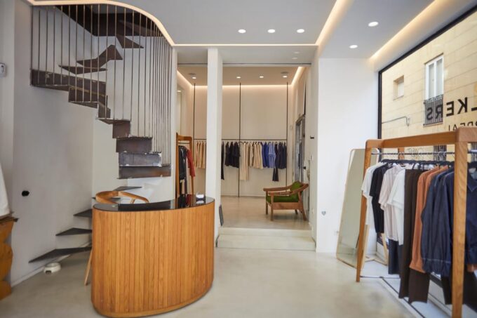 Private Shopping-Tour With Our Stylist at Walkers Appeal - Contact Information and Location