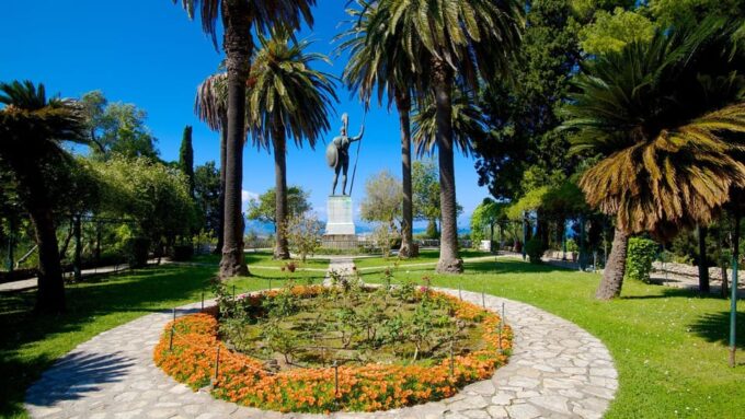 Private Shore Excursion: Corfu Town & Achilleion Palace - Local Market Shopping