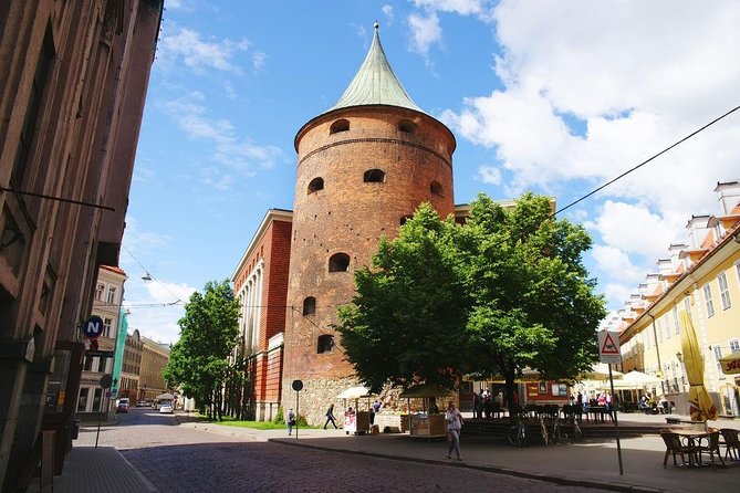 Private Shore Excursion: Highlights of Riga and Art Nouveau Museum - Meeting and Pickup Arrangements