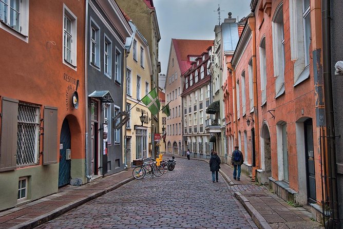 Private Shore Excursion: Panoramic Tour of Tallinn - Highlights of Toompea Hill
