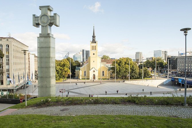 Private Shore Excursion: Panoramic Tour of Tallinn - Tour Inclusions and Highlights