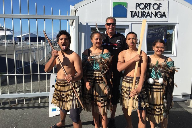 Private Shore Excursion Rotorua/ Tauranga Maori Culture, Geyser & Concert - Itinerary Highlights