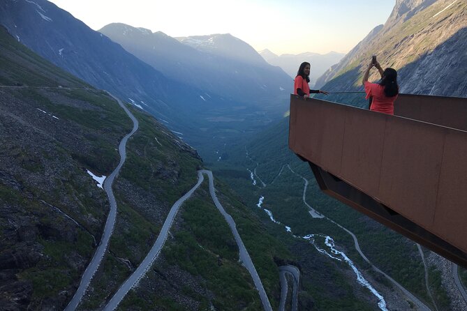 Private Shore Excursions Ålesund Trollstigen-Trollroad in Small (1-4)Groups - Itinerary and Activities