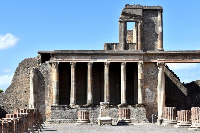 Private Shore Excursions Pompeii and Amalfi Coast From Naples - Accessibility and Participation