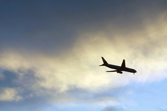Private Shuttle From Barranquilla Airport to Santa Marta City - Key Points
