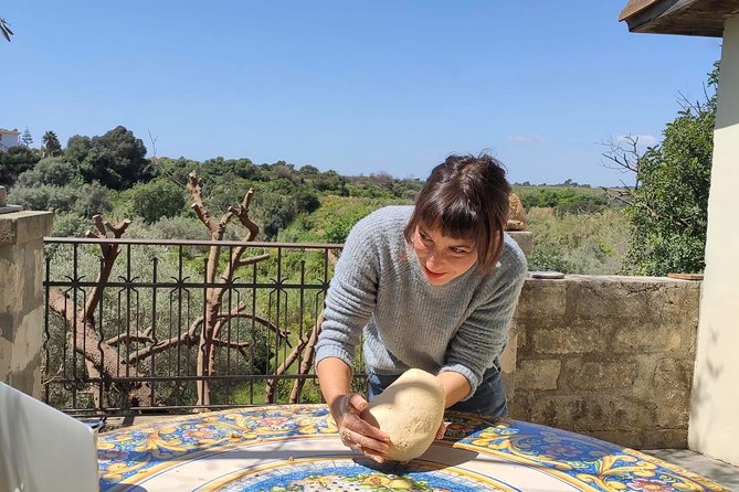 Private Sicilian Vegetarian Cooking Class at a Farmhouse in Noto - Pricing and Reviews